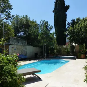 Maisonnette Proche Des Calanques , Les Bruyères Hébergement de vacances Marseille